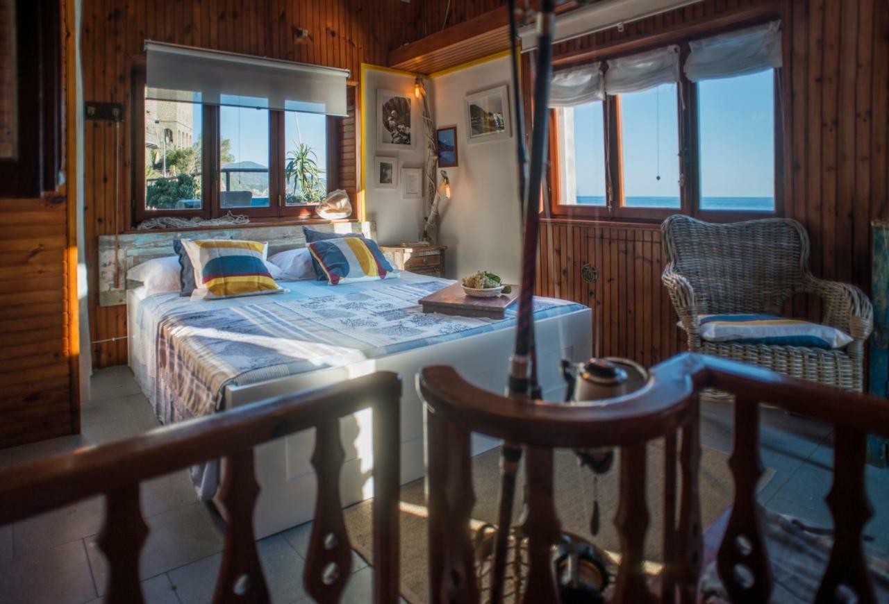 Вилла La Casa Del Doganiere Монтероссо-аль-Маре Экстерьер фото